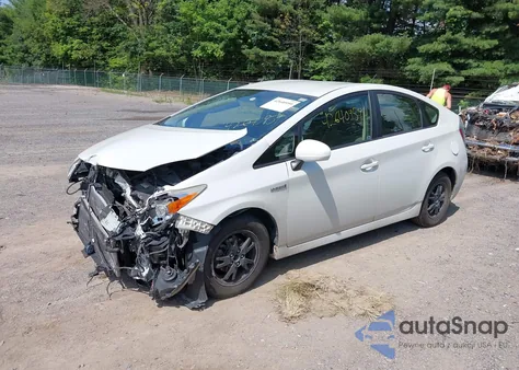 2015 Toyota Prius Two from USA, damaged, VIN JTDKN3DU3F1951417